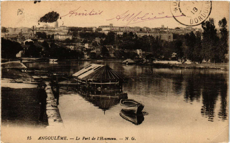 Carte postale ancienne Angouleme - Le Port de l'Houmeau à Angoulême