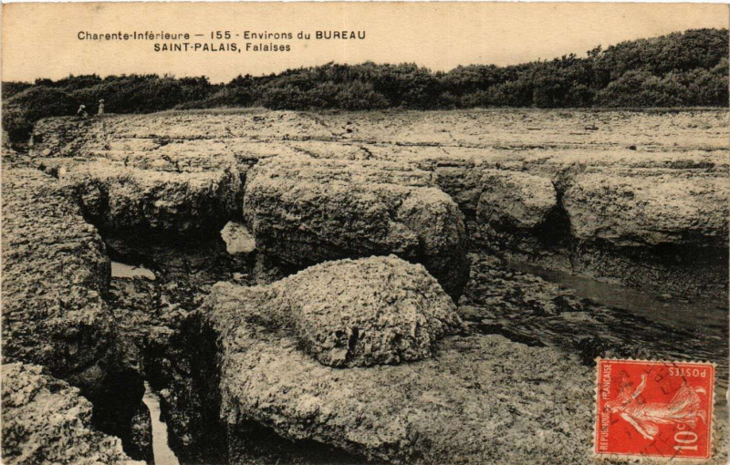 Carte postale ancienne Charente Env. du Bureau - Saint-Palais Falaises