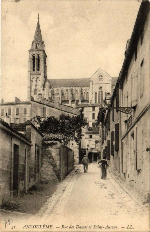 Carte postale ancienne Angouleme - Rue des Dames et Saint-Ausone à Angoulême
