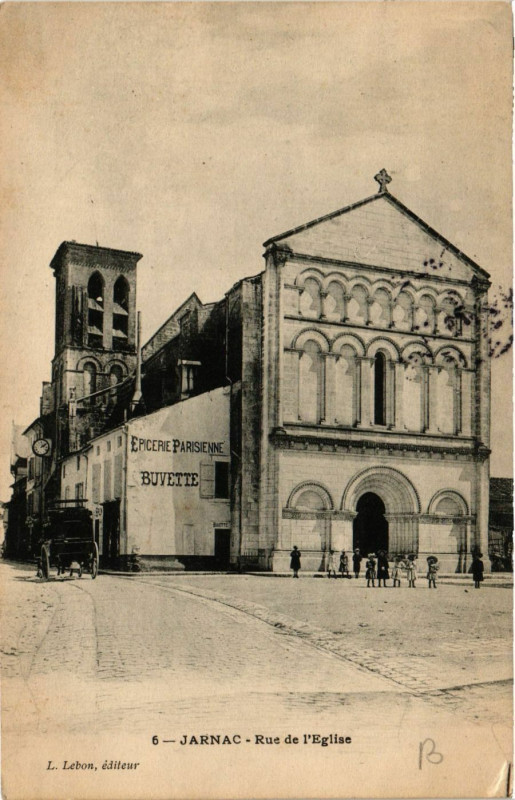 Carte postale ancienne Jarnac - Rue de l'Eglise à Jarnac