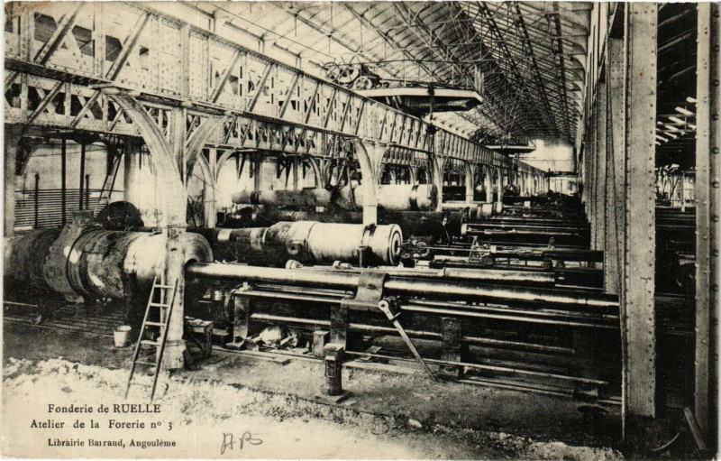 Carte postale ancienne Fenderie de Ruelle - Atelier de la Forerie no 3