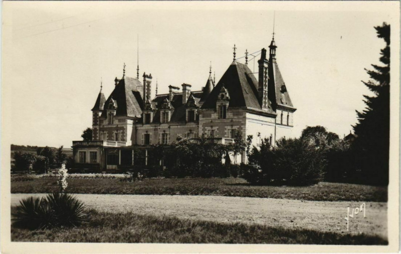 Carte postale ancienne La Roche-Posay Le Casino à La Roche-Posay