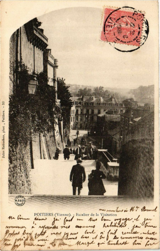 Carte postale ancienne Poitiers - Escalier de la Visitation à Poitiers