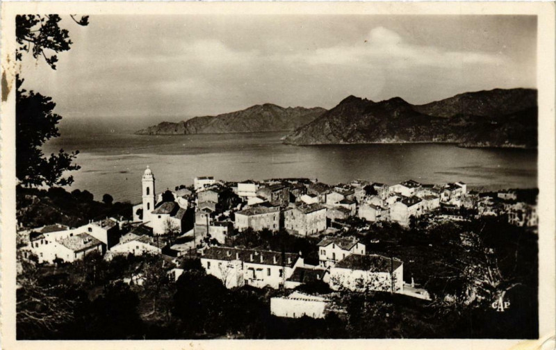 Carte postale ancienne Piana - Vue générale et le Golfe de Porto Corse à Piana