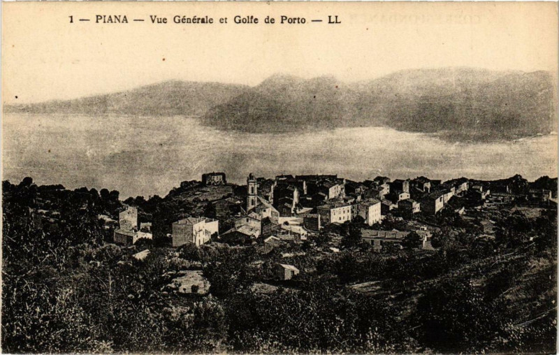Carte postale ancienne Piana - Vue générale et Golfe de Porto Corse à Piana