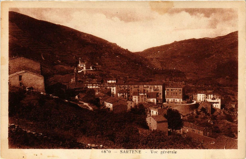 Carte postale ancienne Sartene- Vue générale Corse à Sartène