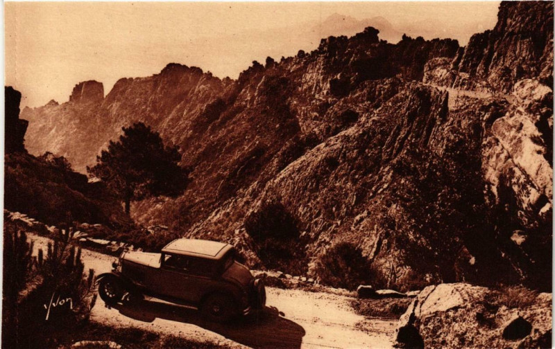 Carte postale ancienne Piana - Route des 'Calanche' Corse à Piana