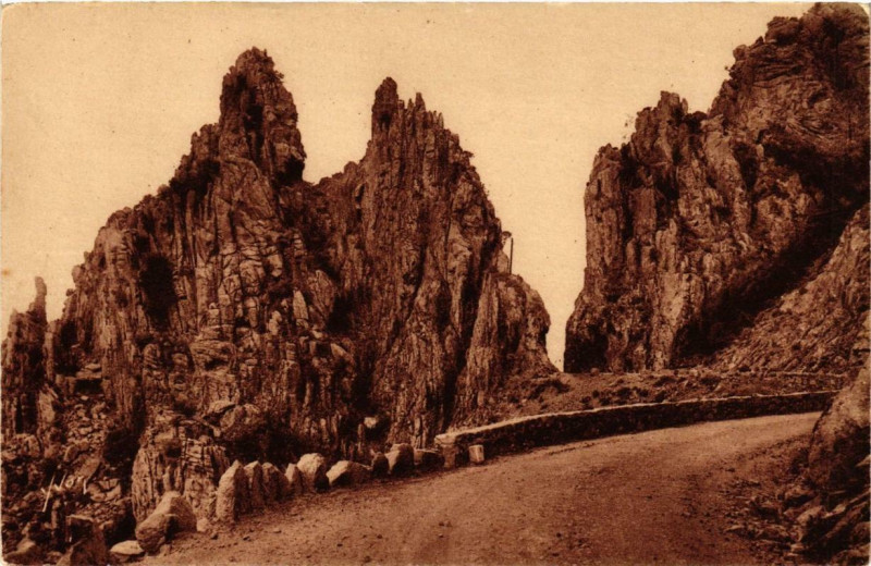 Carte postale ancienne Piana - Les Grandes Aiguilles Corse à Piana