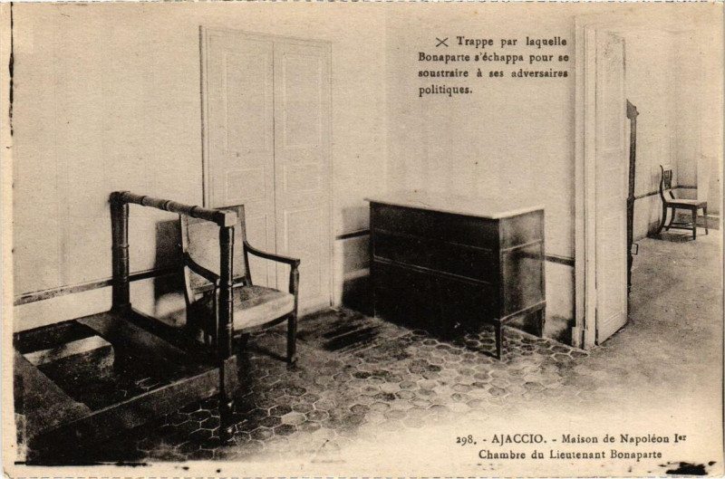 Carte postale ancienne Ajaccio Maison de Napoléon. Chambre du Lieutenant Bonaperte Corse à Ajaccio