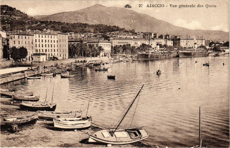 Carte postale ancienne Ajaccio - Vue générale des Quais Corse à Ajaccio