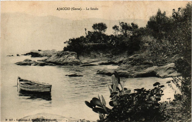 Carte postale ancienne Ajaccio - Le Scudo Corse à Ajaccio