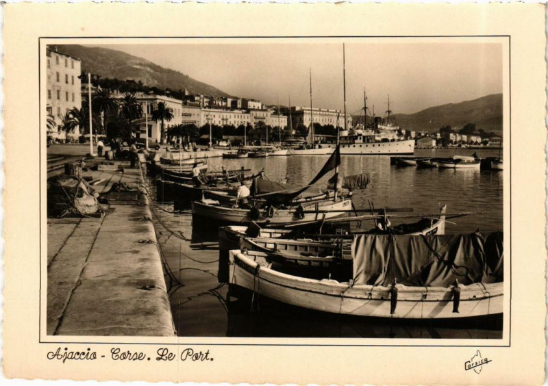 Carte postale ancienne Corse - Ajaccio - Le Port à Ajaccio