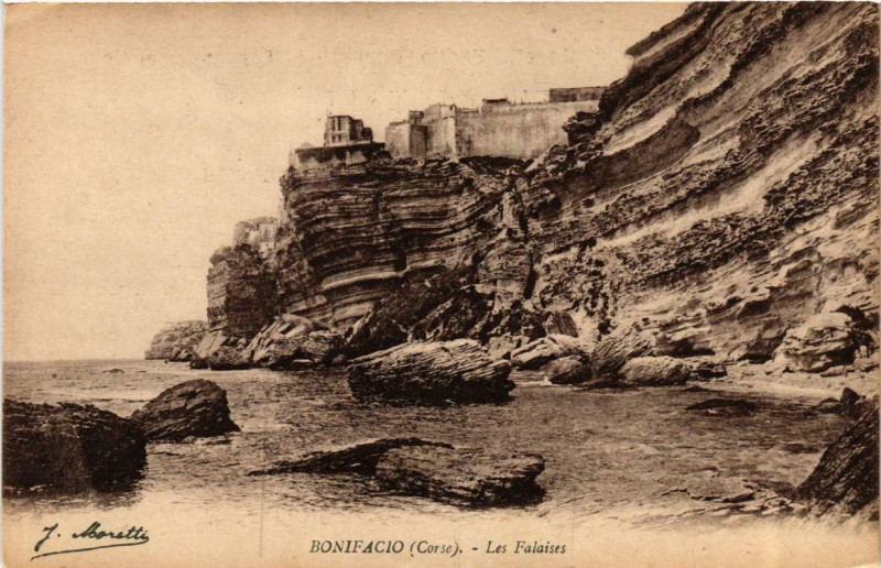 Carte postale ancienne Corse - Bonifacio - Les Falaises à Bonifacio
