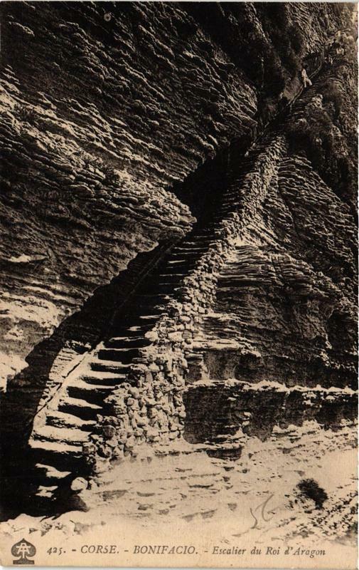 Carte postale ancienne Corse - Bonifacio - Escalier du Roi d'Aragon à Bonifacio