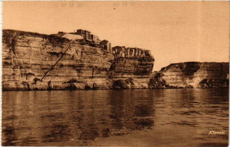 Carte postale ancienne Corse - Bonifacio à Bonifacio
