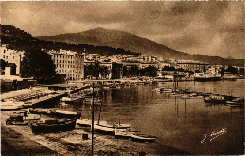 Carte postale ancienne Corse - Ajaccio - Le Port à Ajaccio