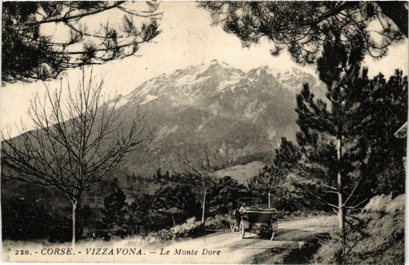 Carte postale ancienne Corse Vizzavona - Le Monte Doro à Monte