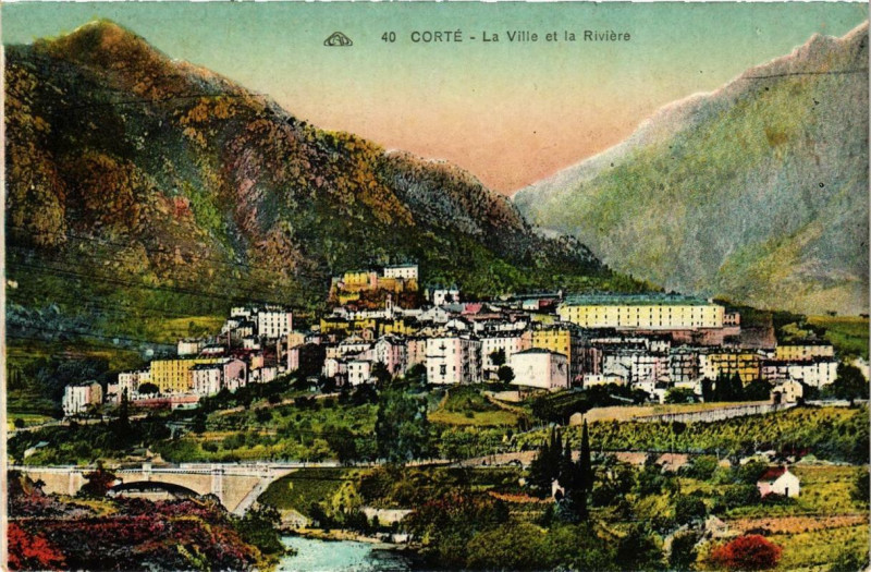 Carte postale ancienne Corse Corte - La ville et la Riviere à Corte