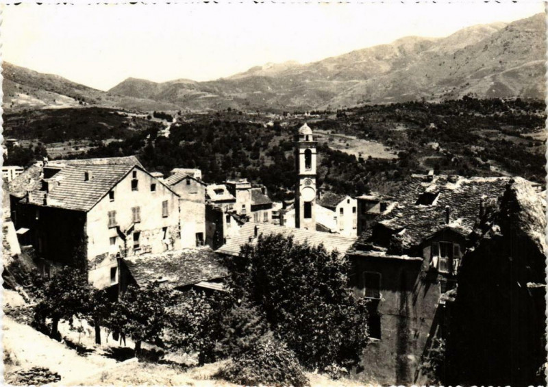 Carte postale ancienne Corse Corte - Vue partielle de la ville à Corte