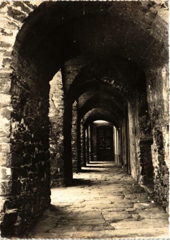 Carte postale ancienne Corse Corte - Les Voutes à Corte