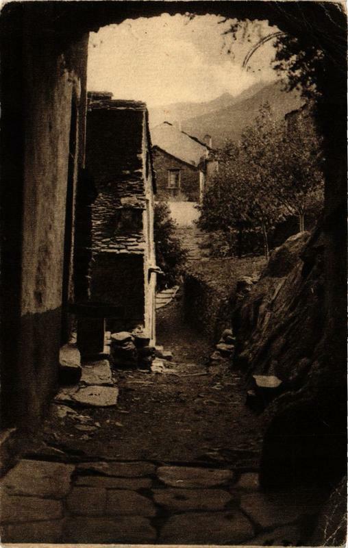 Carte postale ancienne Corse Un coin de Corte à Corte