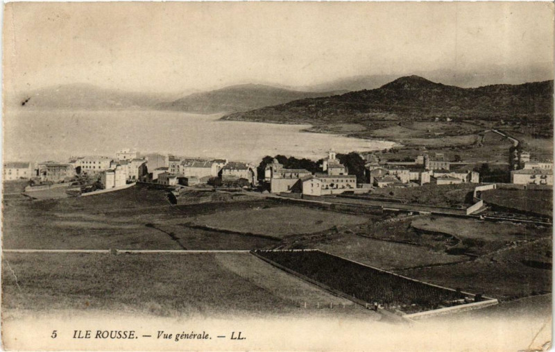 Carte postale ancienne Corse Ile-Rousse. Vue générale