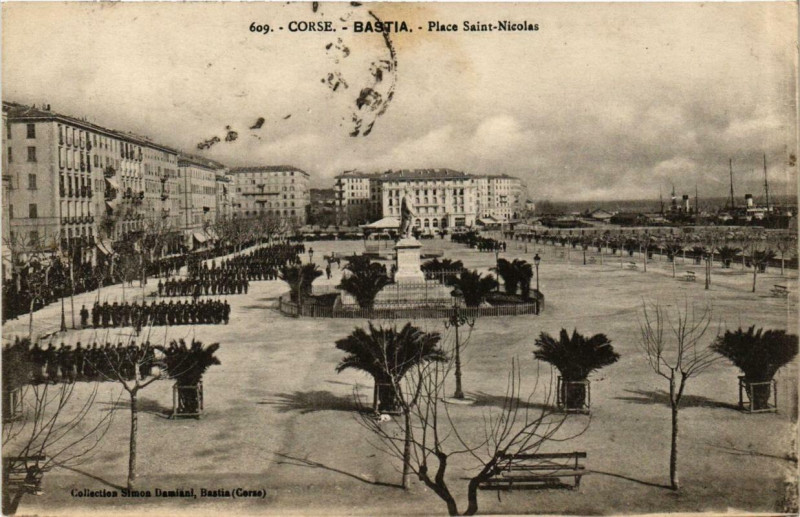 Carte postale ancienne Corse - Bastia - Place Saint-Nicolas à Bastia