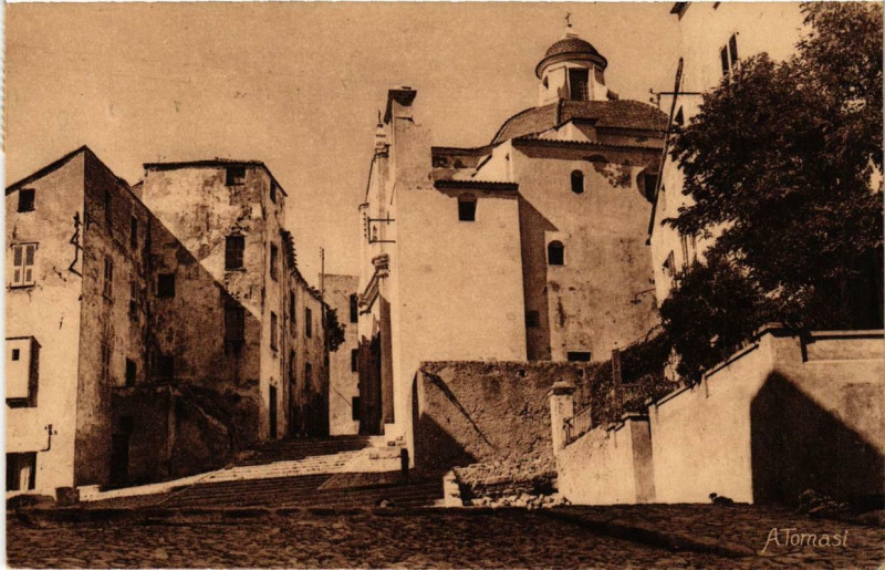 Carte postale ancienne Corse - Calvi - Un coin de la Haute Ville à Calvi
