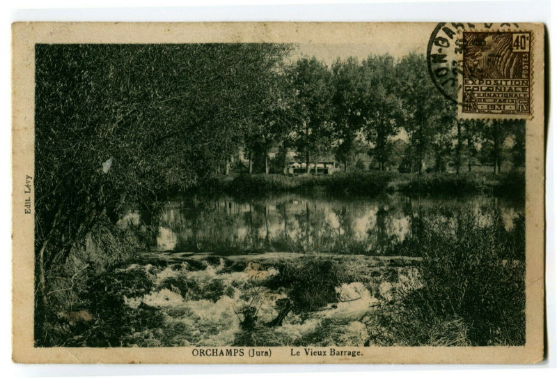 Carte postale ancienne Jura Orchamps Le Vieux Barrage à Orchamps