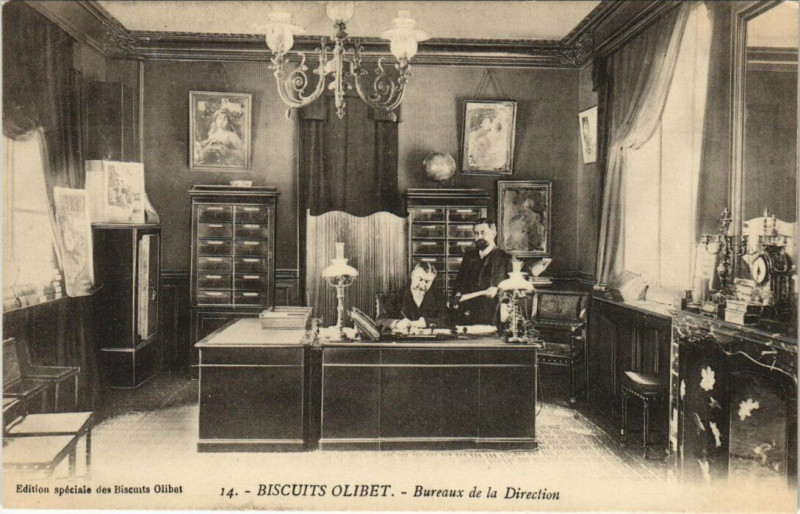 Carte postale ancienne Paris (9e) Biscuits Ilobet Bureaux de la Direction à Paris 9e