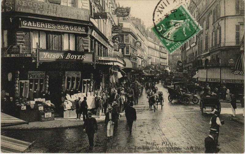 Carte postale ancienne La Rue du Faubourg Montmartre à Paris 9e