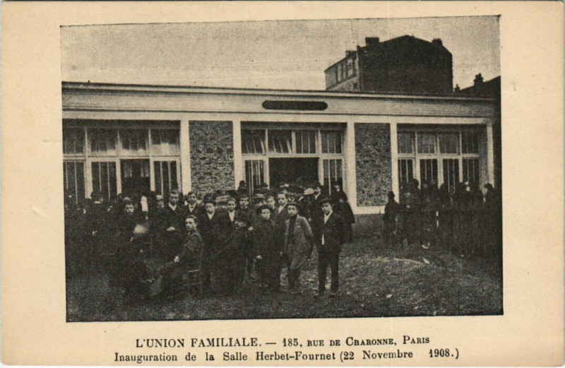Carte postale ancienne Paris 11e 185 rue de Charonne L'Union Familiale à Paris 11e