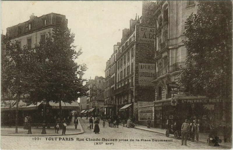 Carte postale ancienne Tout Paris 12e 1991 Rue Calude-Decaen à Paris 12e