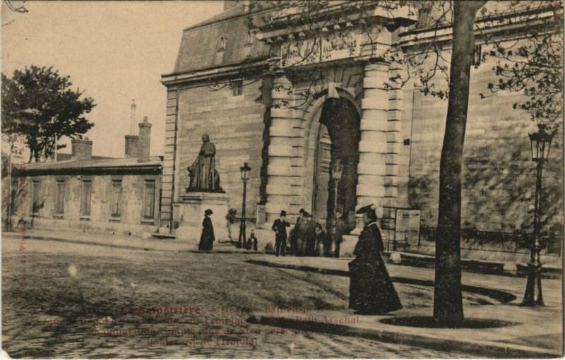 Carte postale ancienne Paris (13e) La Salpetriere à Paris 13e