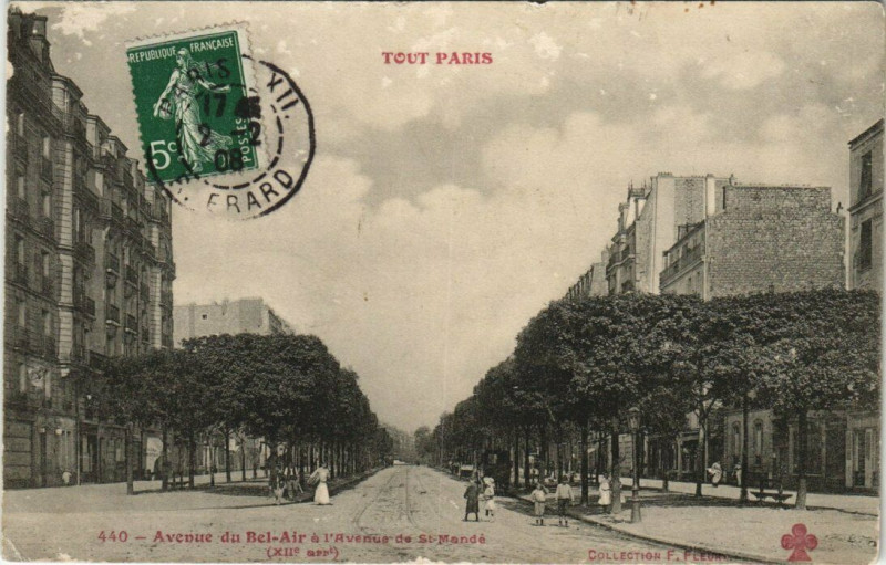Carte postale ancienne Tout Paris (12e) 440 Avenue du Bel-Air. a l'Avenue Saint-Mande à Paris 12e