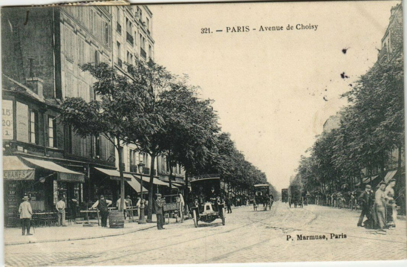 Carte postale ancienne Paris (13e) Avenue de Choisy à Paris 13e