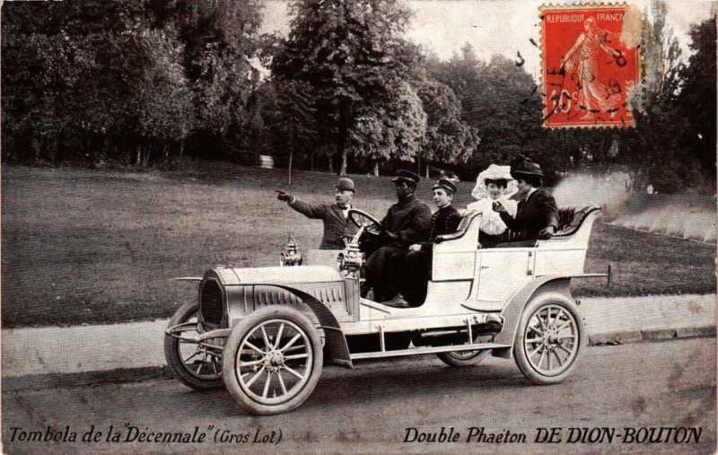 Carte postale ancienne Tombola de la Décennale (Gros Lot) - Double Phaéton de Dion-Bouton à Paris 16e