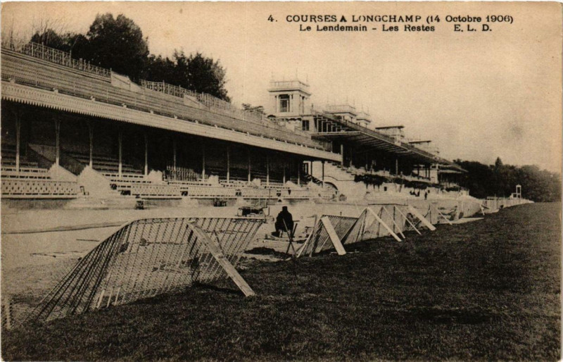 Carte postale ancienne Courses a Longchamp - Le Lendemain - Les Restes à Paris