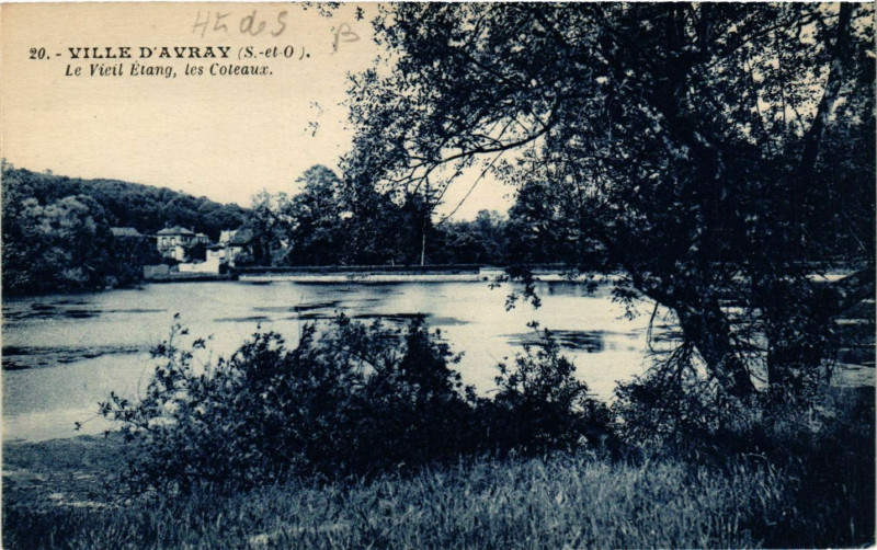 Carte postale ancienne Ville d'Avray - Le Vicil Etang les Coteaux à Ville-d'Avray