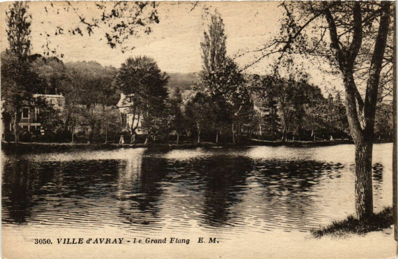 Carte postale ancienne Ville d'Avray - Le Grand Etang à Ville-d'Avray