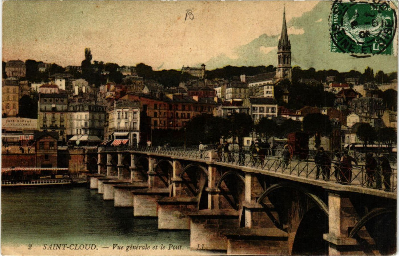 Carte postale ancienne Saint-Cloud - Vue générale et le Pont à Saint-Cloud