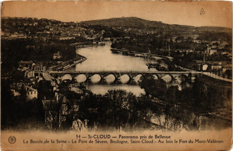 Carte postale ancienne Saint-Cloud - Panorama pris de Bellevue - La Boucle de la Seine - à Saint-Cloud