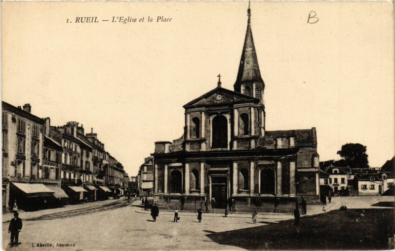 Carte postale ancienne Rueil - L'Eglise et la Place