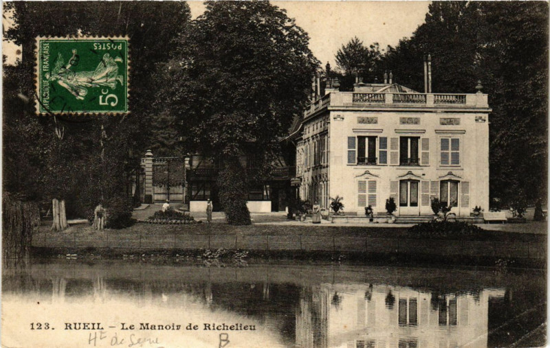 Carte postale ancienne Rueil - Le Manoir de Richelieu