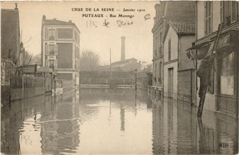 Carte postale ancienne Crue de la Seine - Janvier 1910 - Puteaux - Rue Marengo à Puteaux
