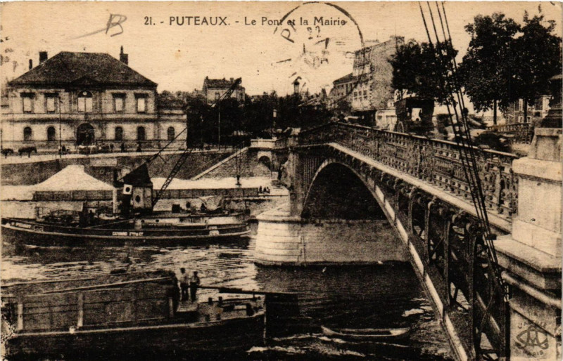 Carte postale ancienne Puteaux - Le Pont et la Mairie à Puteaux