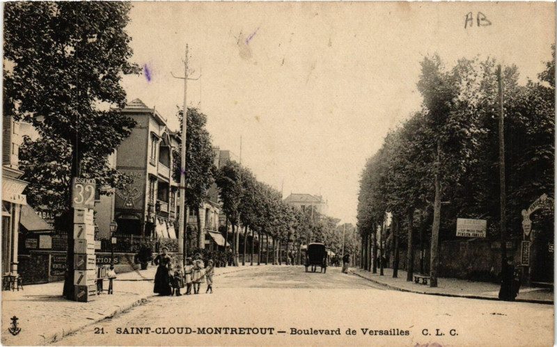 Carte postale ancienne Saint-Cloud-Montretout - Boulevard de Varsailles à Saint-Cloud