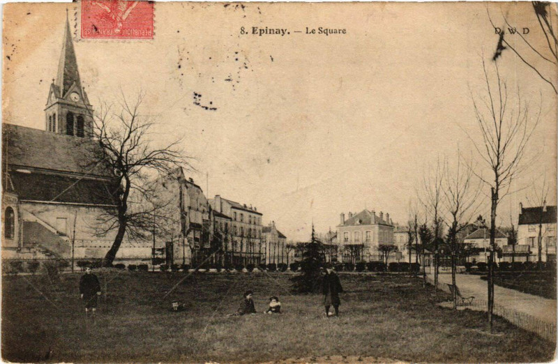 Carte postale ancienne Epinay - Le Square