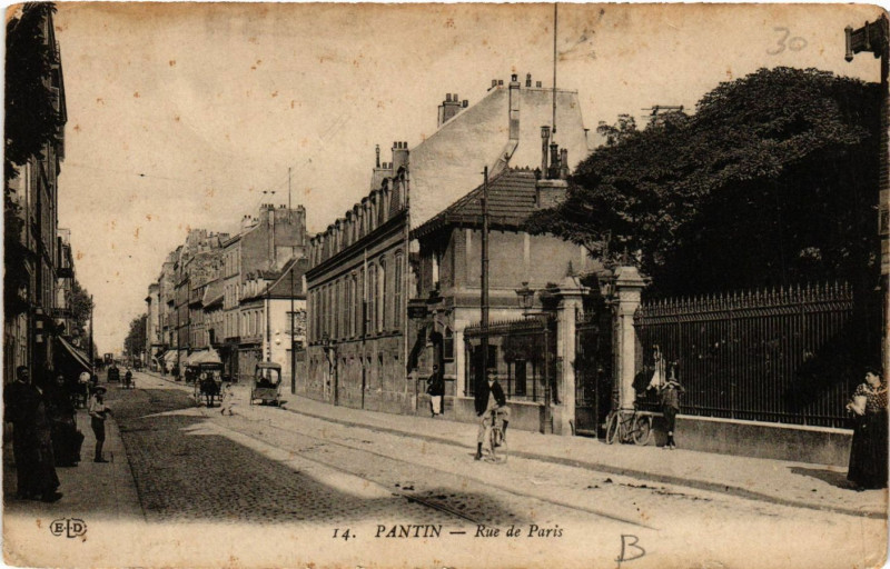 Carte postale ancienne Pantin - Rue de Paris à Pantin