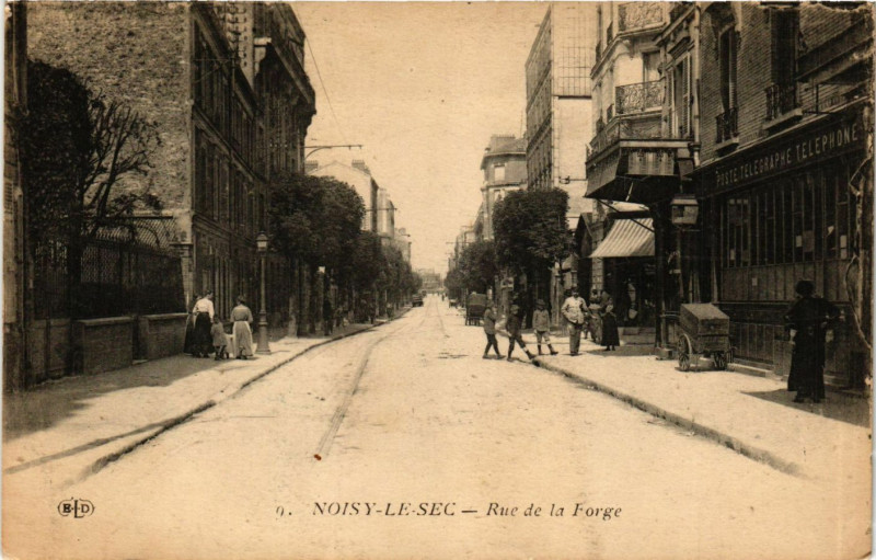 Carte postale ancienne Noisy-le-Sec - Rue de la Forge à Noisy-le-Sec